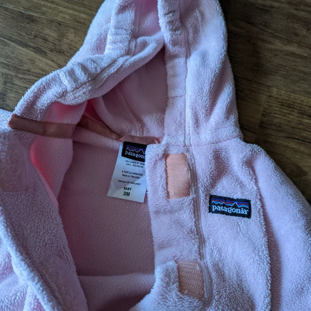 Patagonia Kids Light Pink Fleece One-Piece Bodysuit
